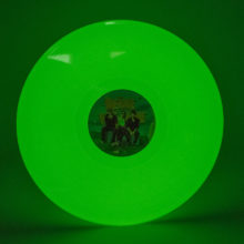 LP Deine Freunde »Ausm Häuschen« (Glow-In-The-Dark-Vinyl)